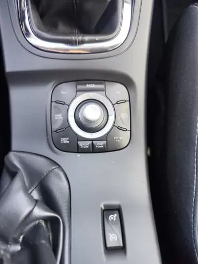 Vendo Renault Mégane Sport Tourer 2014 - 9980 EUR, 92200 km - AUTO.MOTO.pt