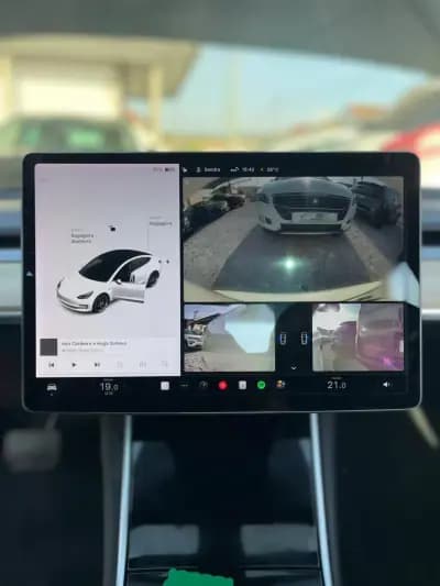 Vendo Tesla Model 3 2019 - 20250 EUR, 179000 km - AUTO.MOTO.pt