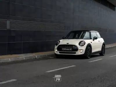 Sell MINI 2019 - 17990 EUR, 53900 km - AUTO.MOTO.pt
