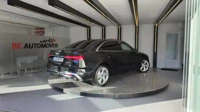 Sell Audi A4 2020 - 26900 EUR, 85888 km - AUTO.MOTO.pt