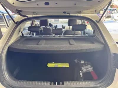 Vendo Kia Stonic 2023 - 15500 EUR, 91000 km - AUTO.MOTO.pt