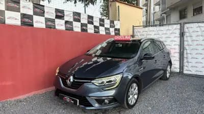 Sell Renault Mégane Sport Tourer 2019 - 12900 EUR, 94000 km - AUTO.MOTO.pt