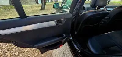 Sell Mercedes-Benz C 230 2009 - 14990 EUR, 214000 km - AUTO.MOTO.pt