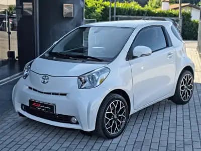 Vendo Toyota iQ 2011 - 10500 EUR, 110000 km - AUTO.MOTO.pt