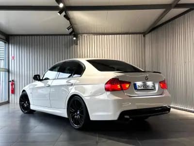 Vendo BMW 318 2011 - 15990 EUR, 230500 km - AUTO.MOTO.pt