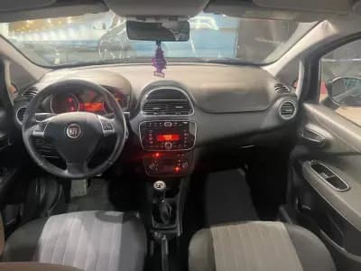 Vendo Fiat Punto 2018 - 8500 EUR, 105000 km - AUTO.MOTO.pt