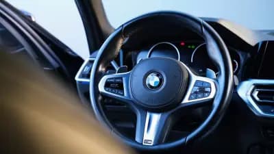 Sell BMW 320 2020 - 29999 EUR, 166000 km - AUTO.MOTO.pt