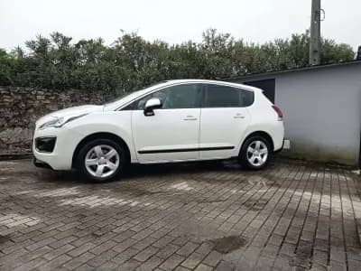 Vendo Peugeot 3008 2014 - 8000 EUR, 304000 km - AUTO.MOTO.pt