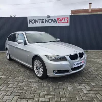 Vendo BMW 320 2010 - 12950 EUR, 136099 km - AUTO.MOTO.pt