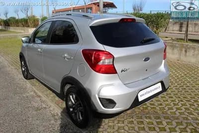 Vendo Ford KA 2018 - 11650 EUR, 55000 km - AUTO.MOTO.pt