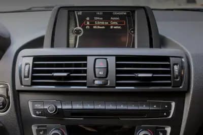 Vendo BMW 120 2014 - 18990 EUR, 145000 km - AUTO.MOTO.pt