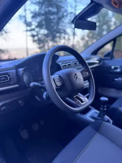 Sell Citroën C3 2022 - 15500 EUR, 10824 km - AUTO.MOTO.pt