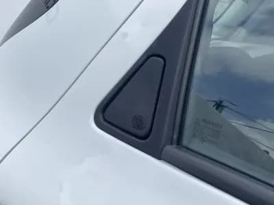 Sell Renault Zoe 2020 - 14900 EUR, 45065 km - AUTO.MOTO.pt