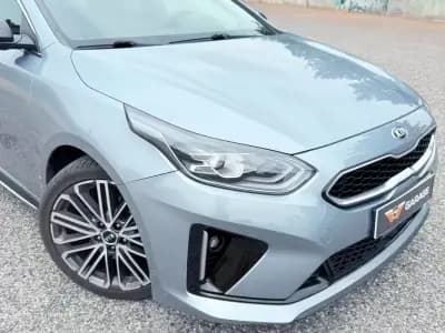 Vendo Kia ProCeed 2019 - 22490 EUR, 127000 km - AUTO.MOTO.pt