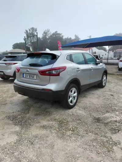 Sell Nissan Qashqai 2021 - 21900 EUR, 115317 km - AUTO.MOTO.pt