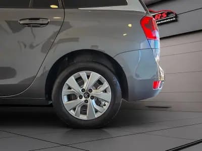 Vendo Citroën C4 Spacetourer 2022 - 22950 EUR, 70000 km - AUTO.MOTO.pt