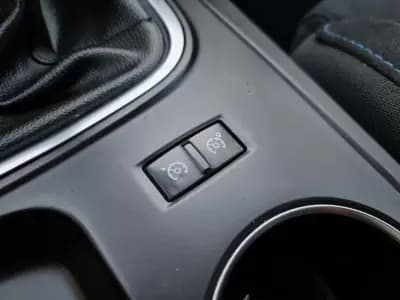 Vendo Renault Mégane 2016 - 14990 EUR, 179000 km - AUTO.MOTO.pt