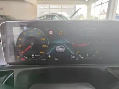 Vendo Mercedes-Benz A 220 Limousine 2020 - 30900 EUR, 30000 km - AUTO.MOTO.pt