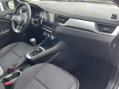 Vendo Renault Captur 2022 - 17300 EUR, 93000 km - AUTO.MOTO.pt