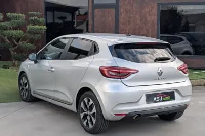 Sell Renault Clio 2023 - 13500 EUR, 152386 km - AUTO.MOTO.pt