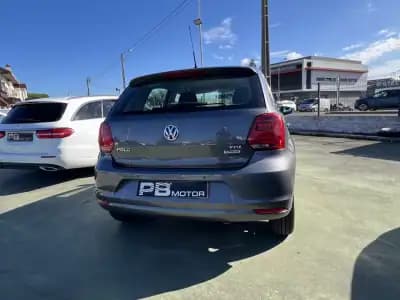Sell Volkswagen Polo 2017 - 12990 EUR, 99650 km - AUTO.MOTO.pt
