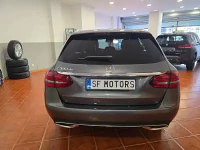 Vendo Mercedes-Benz C 300 2020 - 30980 EUR, 98799 km - AUTO.MOTO.pt