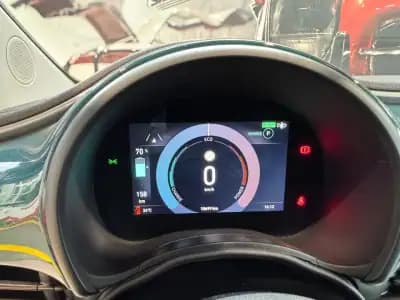 Sell Fiat 500e 2022 - 21490 EUR, 10699 km - AUTO.MOTO.pt