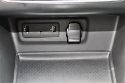 Vendo Renault Mégane 2019 - 43990 EUR, 42000 km - AUTO.MOTO.pt