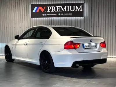 Vendo BMW 318 2011 - 15990 EUR, 230500 km - AUTO.MOTO.pt