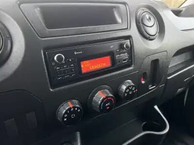 Sell Renault Master 2019 - 22990 EUR, 190000 km - AUTO.MOTO.pt