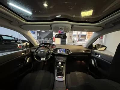 Vendo Peugeot 308 SW 2015 - 12990 EUR, 115000 km - AUTO.MOTO.pt