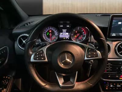 Sell Mercedes-Benz GLA 180 2015 - 21950 EUR, 22737 km - AUTO.MOTO.pt