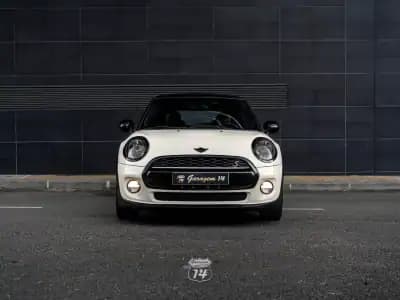 Sell MINI 2019 - 17990 EUR, 53900 km - AUTO.MOTO.pt