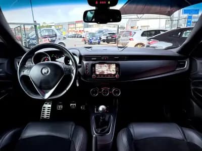 Vendo Alfa Romeo Giulietta 2016 - 13950 EUR, 139000 km - AUTO.MOTO.pt