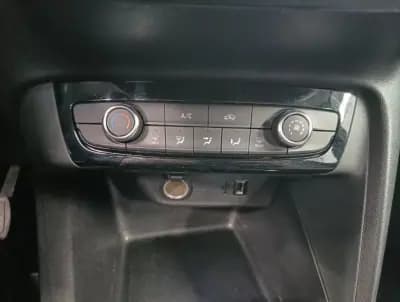 Sell Opel Corsa 2021 - 12750 EUR, 95039 km - AUTO.MOTO.pt