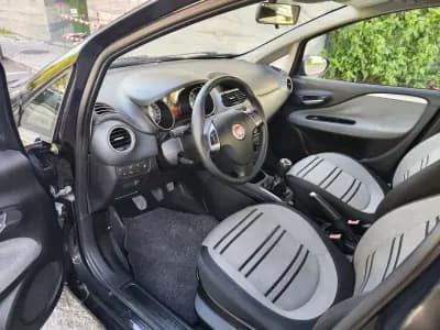 Vendo Fiat Punto Evo 2011 - 6480 EUR, 148000 km - AUTO.MOTO.pt