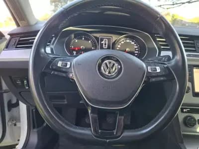 Sell Volkswagen Passat 2016 - 14500 EUR, 181600 km - AUTO.MOTO.pt