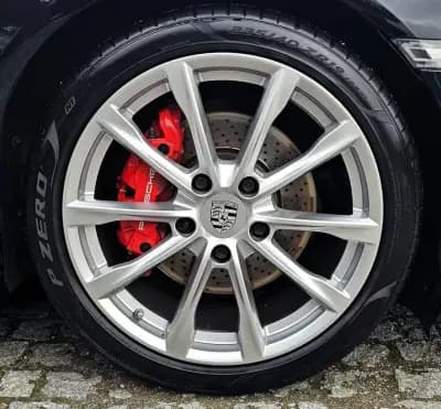 Vendo Porsche 718 Boxster 2016 - 64999 EUR, 26000 km - AUTO.MOTO.pt