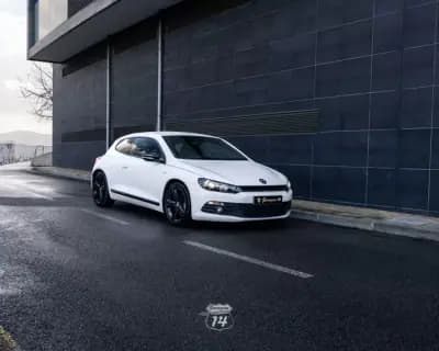 Vendo Volkswagen Scirocco 2013 - 16990 EUR, 153299 km - AUTO.MOTO.pt