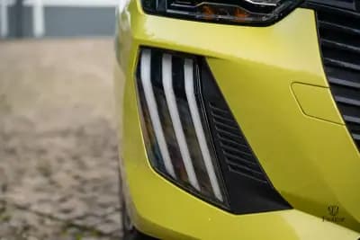 Sell Peugeot 208 2025 - 17900 EUR, 6300 km - AUTO.MOTO.pt