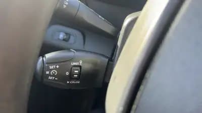 Vendo Peugeot Partner 2019 - 12490 EUR, 144000 km - AUTO.MOTO.pt