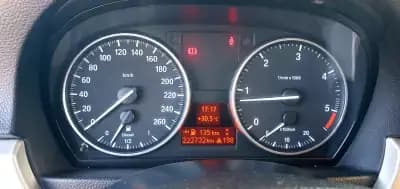 Sell BMW 318 2012 - 11490 EUR, 222729 km - AUTO.MOTO.pt