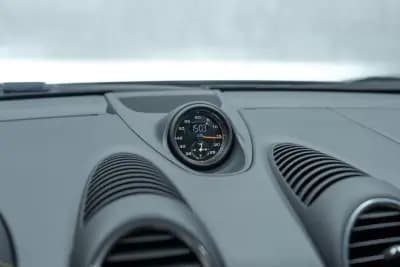 Sell Porsche 718 Cayman 2021 - 134950 EUR, 23000 km - AUTO.MOTO.pt