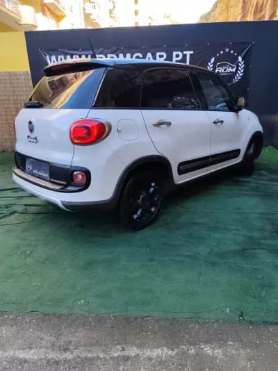 Sell Fiat 500L 2018 - 10990 EUR, 135000 km - AUTO.MOTO.pt