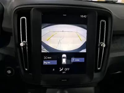 Sell Volvo XC 40 2020 - 26900 EUR, 112869 km - AUTO.MOTO.pt