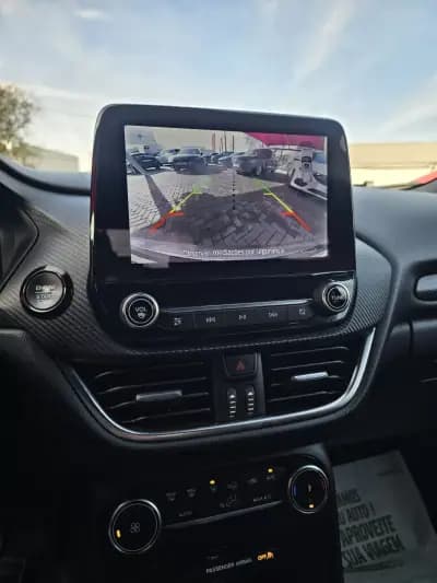 Vendo Ford Puma 2023 - 21900 EUR, 60200 km - AUTO.MOTO.pt