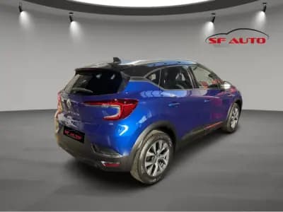 Vendo Renault Captur 2021 - 19250 EUR, 90487 km - AUTO.MOTO.pt
