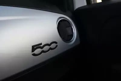 Vendo Fiat 500C 2021 - 11600 EUR, 114000 km - AUTO.MOTO.pt