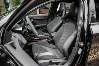 Sell Audi RS3 Sportback 2025 - 86900 EUR, 17138 km - AUTO.MOTO.pt