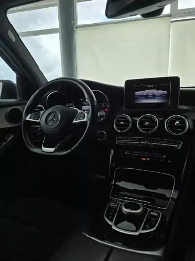 Sell Mercedes-Benz GLC 250 2018 - 37950 EUR, 98748 km - AUTO.MOTO.pt